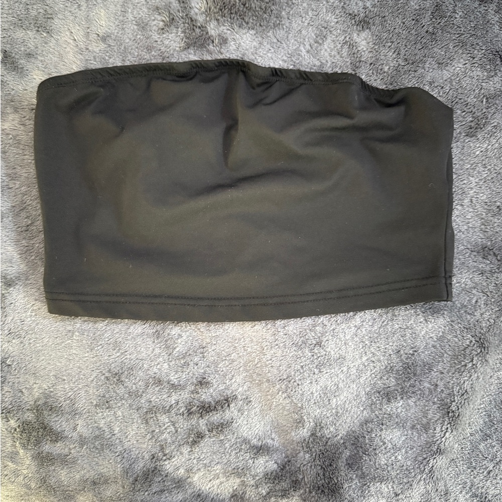 SHEIN Black Crop Top